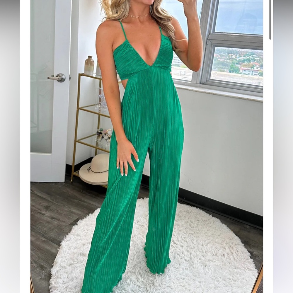 Boutique plisse green jumpsuit small